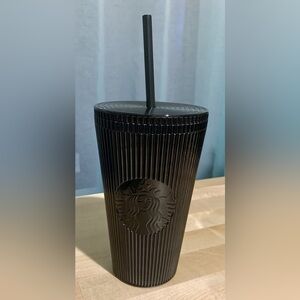 Starbucks 2024 Black Pleated Metallic Venti Tumbler.